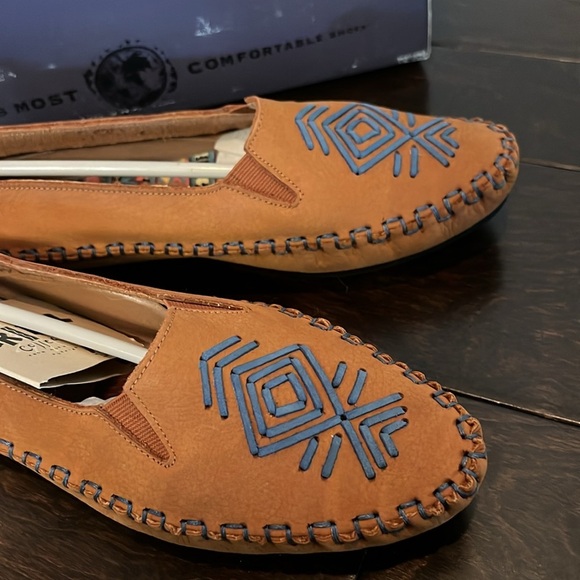 Hush Puppies tan suede loafer vintage NWT 7 - Picture 2 of 10